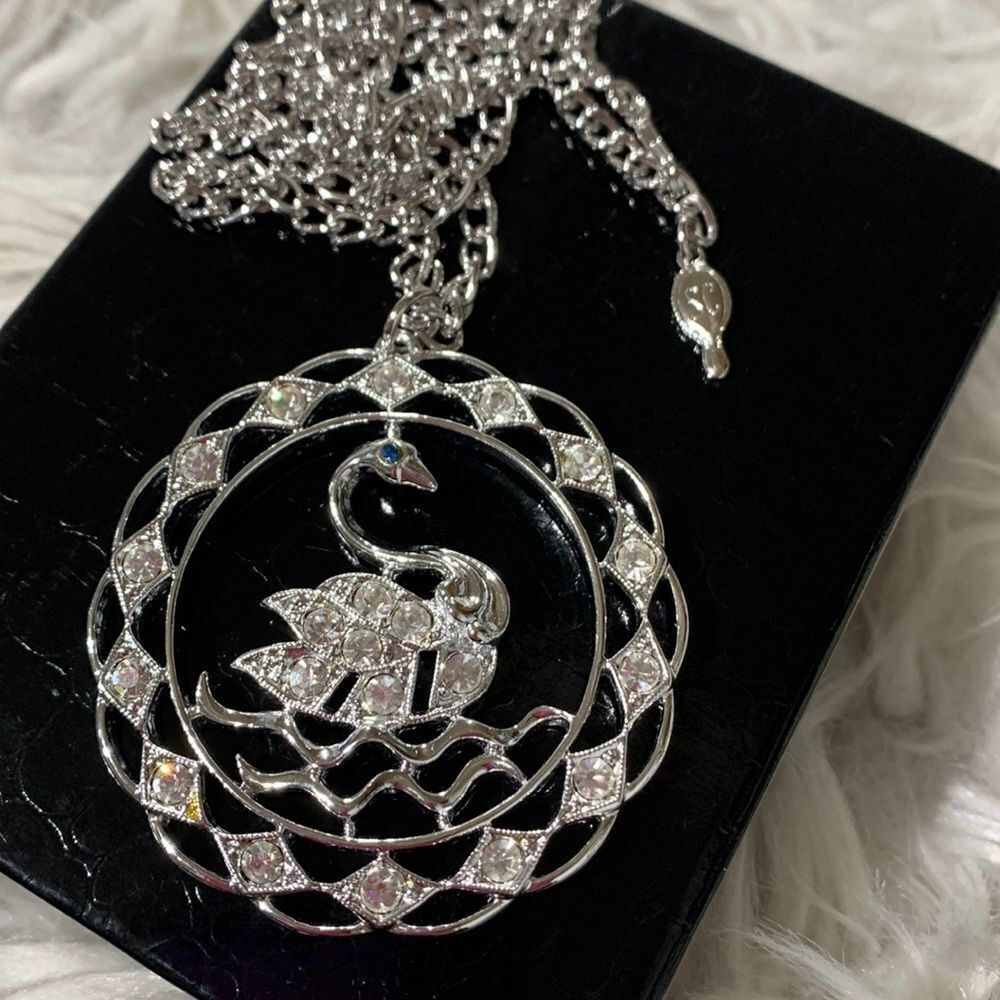 SARAH Coventry vintage swan pendant with crystals blue eyes silvertone
